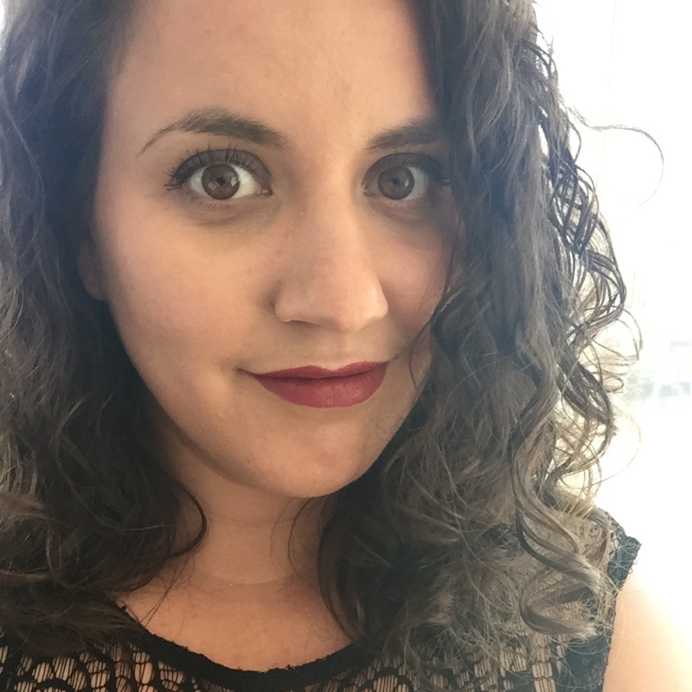 Meet your Posher, Nicole